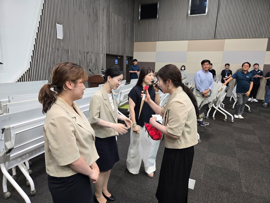 bbe9f2d3c52bf2dca838eef4acb75700.jpg